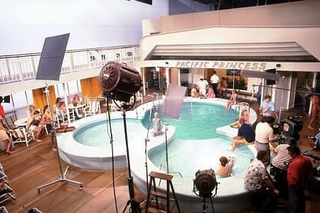 Illustration for article titled Neither critics nor production headaches could sink The Love Boat